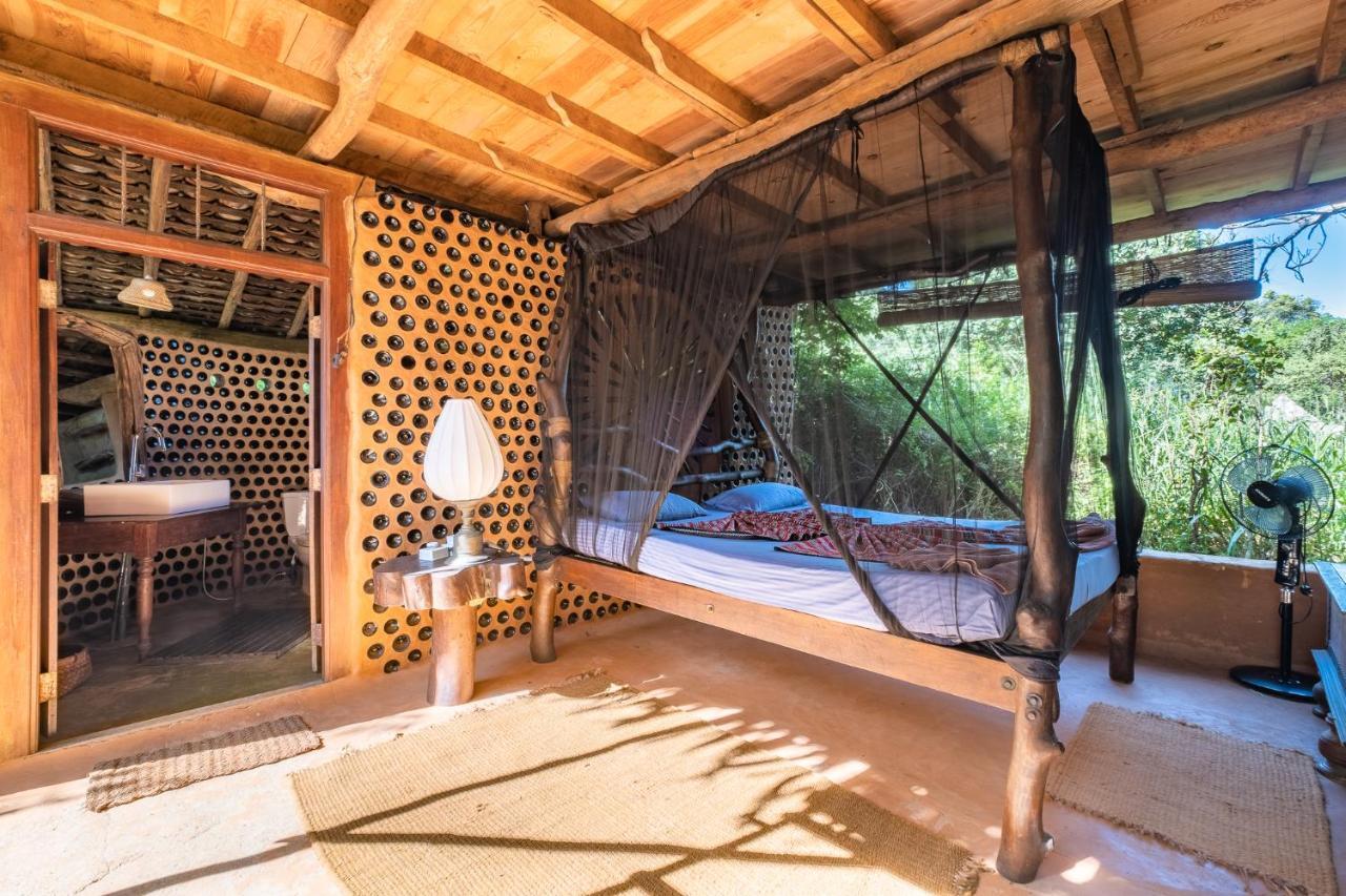 Banyan Camp Villa Hambegamuwa Exterior photo